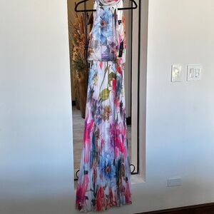New Maxi floral dress